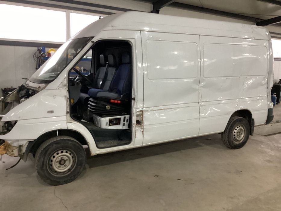 Запчастини мерседес спрінтер