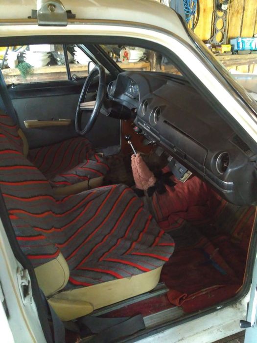 Автомобіль газ 24