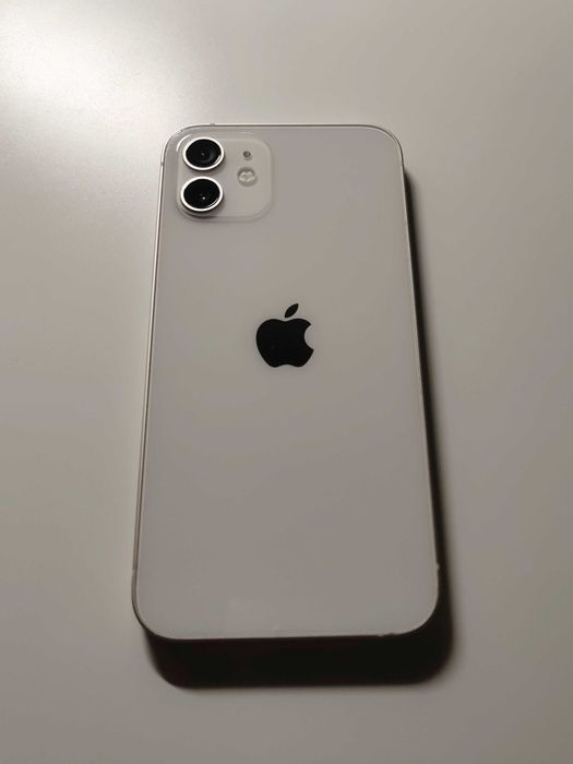 Sprzedam iPhone 12