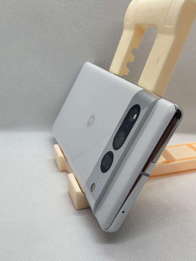 GOOGLE pixel 7 pro 128 gb neverlok USA