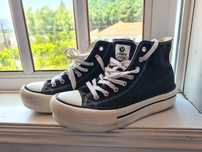Tenis tipo converse all star com plataforma tamanho 38marca Victoria