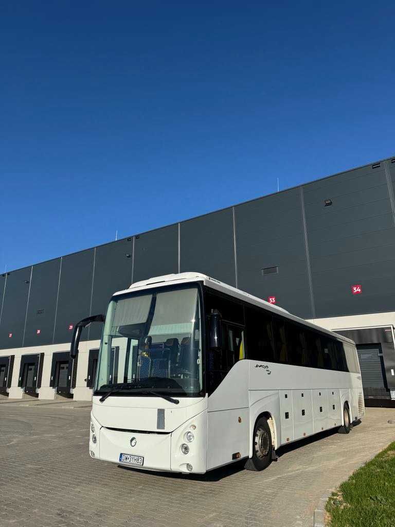 Transport Pracowników Wycieczki Busy Autokary Przewozy - Cała Polska