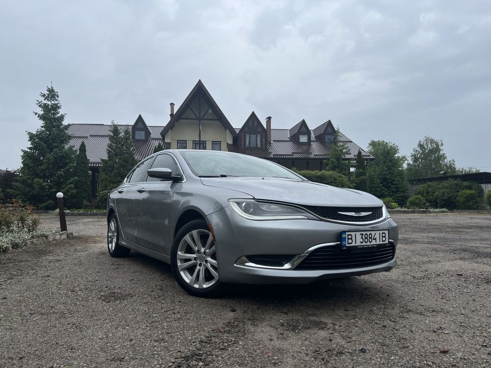 Chrysler 200 перший власник в Україні