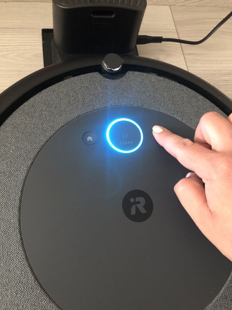 Roomba i5 odkurzacz inteligentny