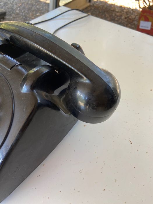 Telefone fixo antigo