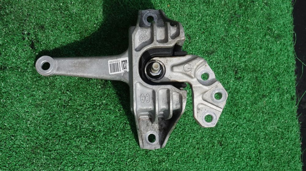 Kia Proceed 1.6 T-GDI poduszka silnika 21810-J7200