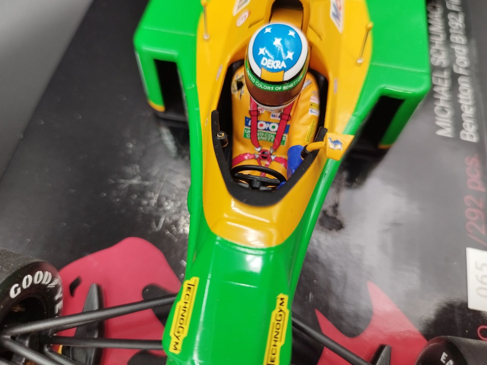 1:18 Minichamps Benetton Ford B192 M.Schumacher Champion 1992 limit292