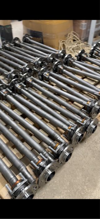 Піввісь полуось спрінтер Sprinter тонка товста засверлена W906 W907