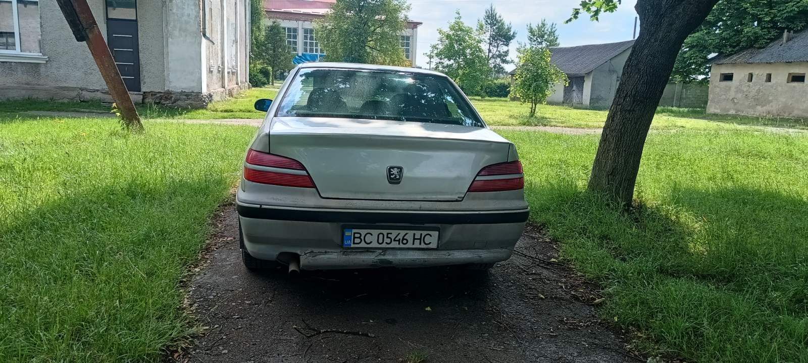 Автомобіль Peugeot 406. Технічно справна.