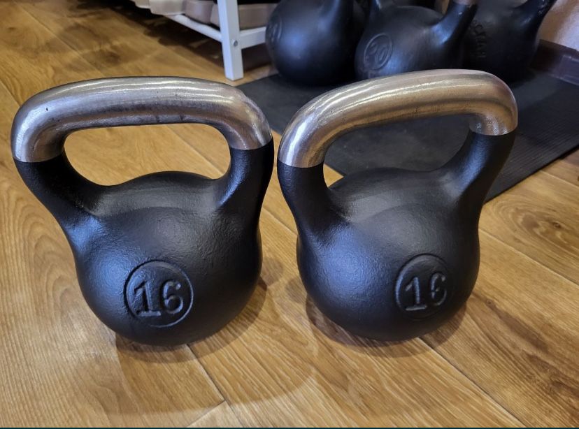 Гиря металлическая чугунная 8кг, 16кг, 20кг, 24кг, 32кг, гиря чавунна