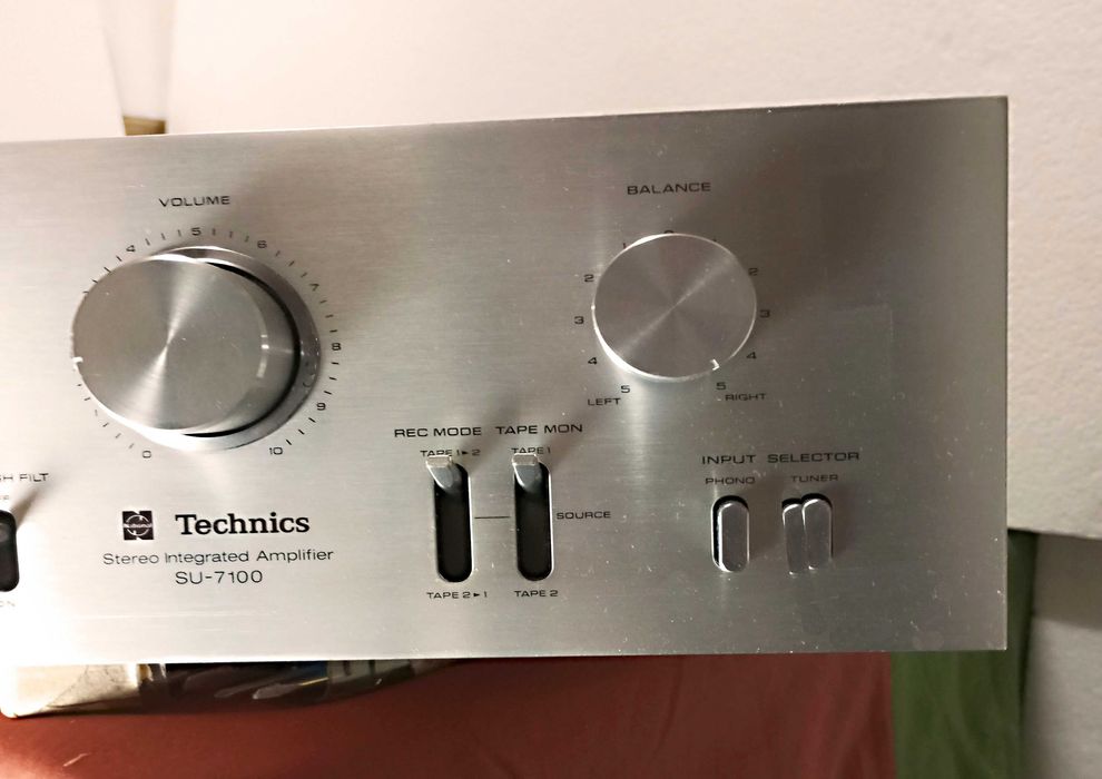 Vendo este magnifico Amplificador Technics SU-7100