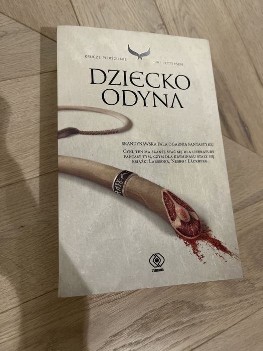 Książka Dziecko Odyna seria Krucze Pierścienie Siri Pettersen
