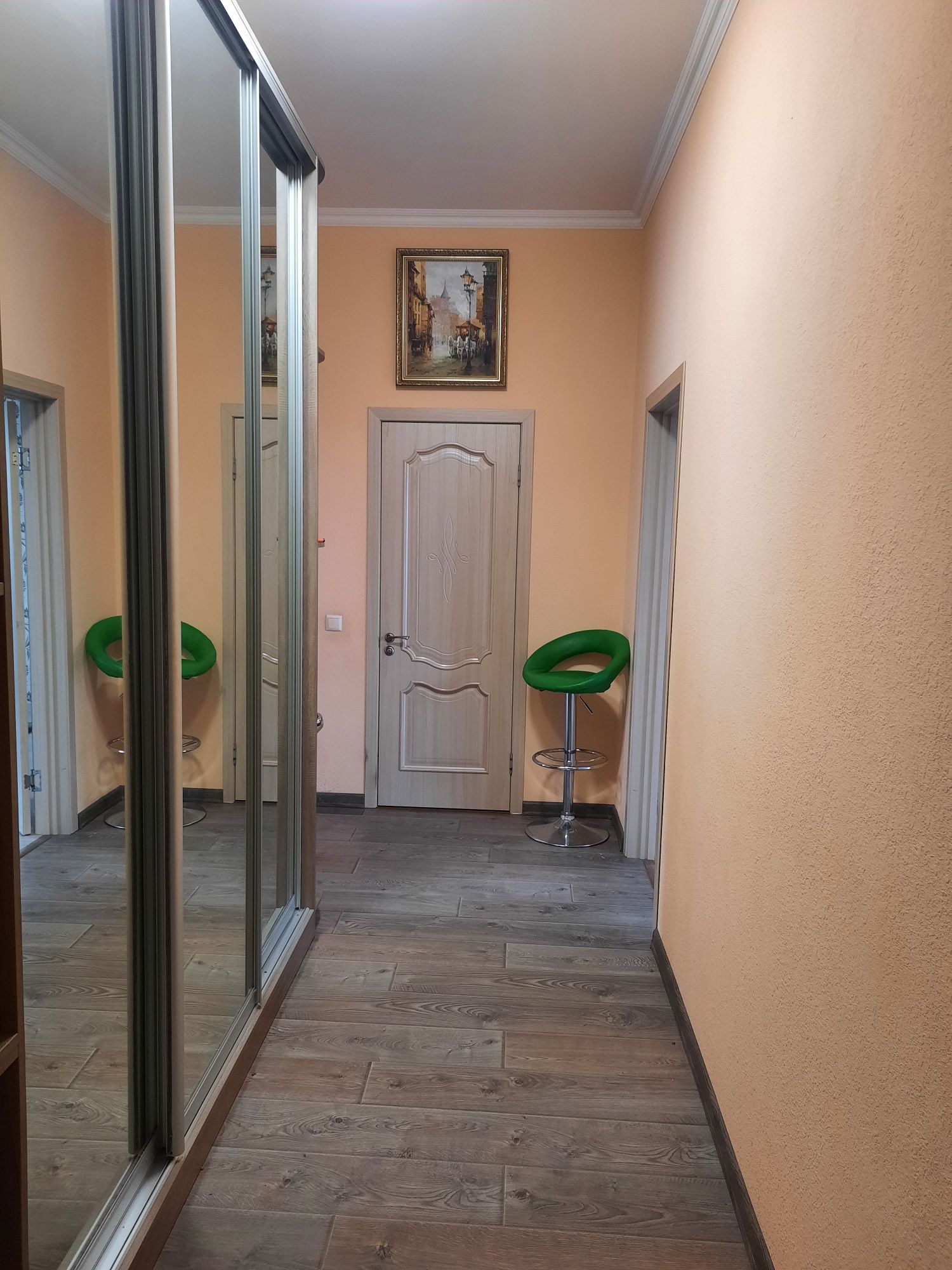 Продам 3 х комнатную квартиру в Украинке.