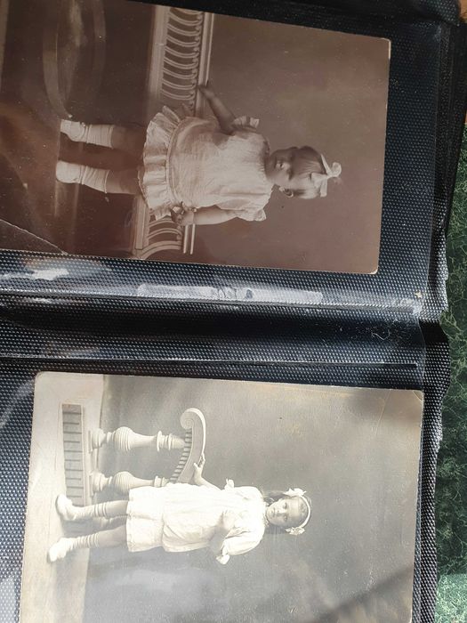 Продам старинные фотографии.