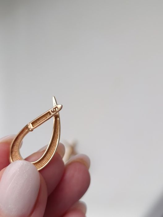 Золоті сережки 585