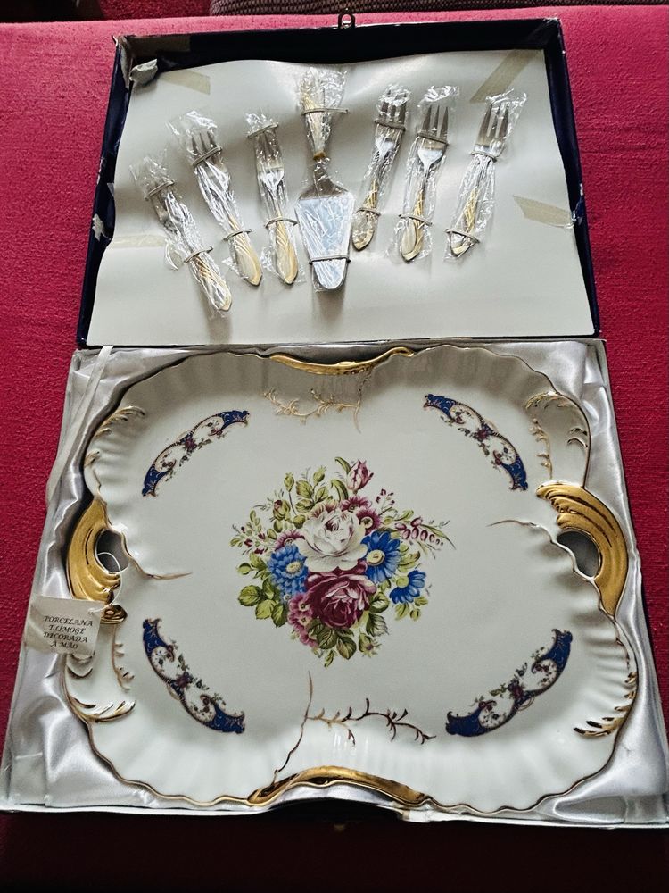 Conjunto de prato com talheres