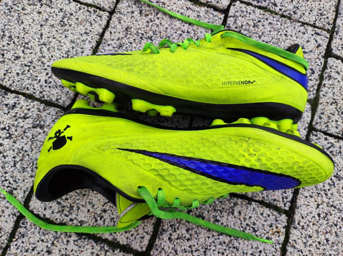 Buty Nike Hypervenom PHELON

Rozm 41