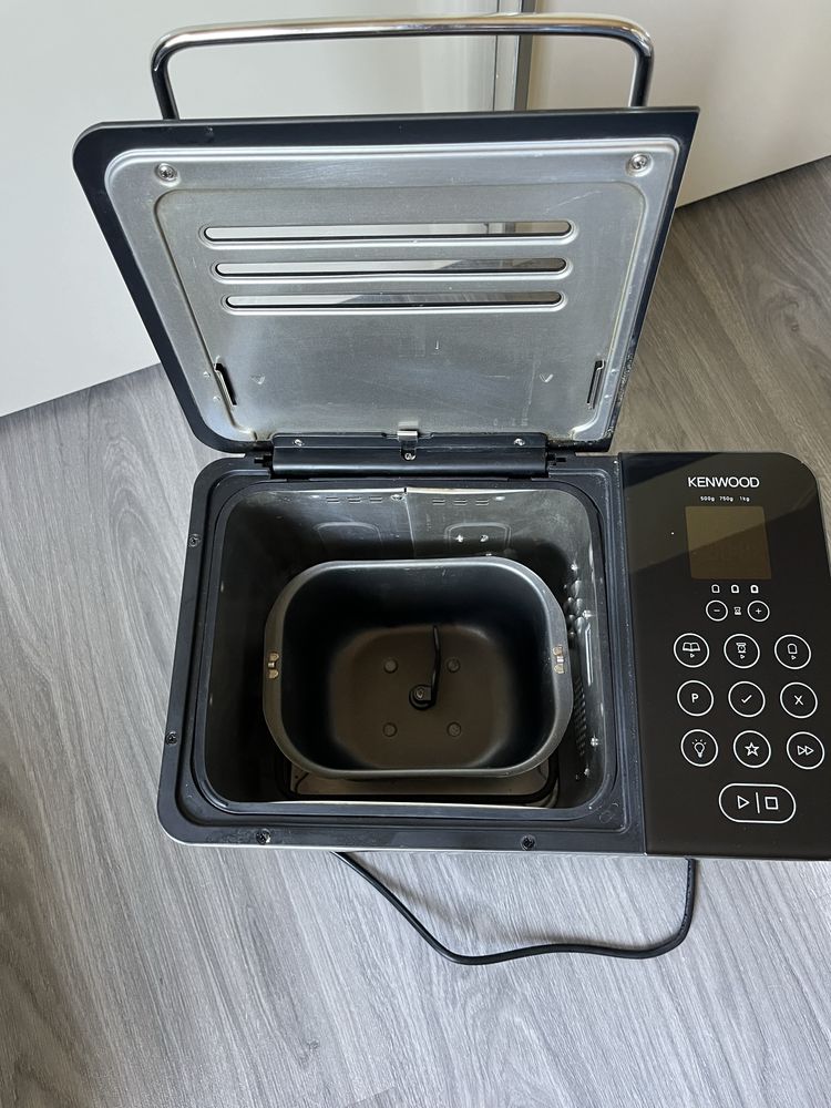 Хлібопічка KENWOOD BM 450