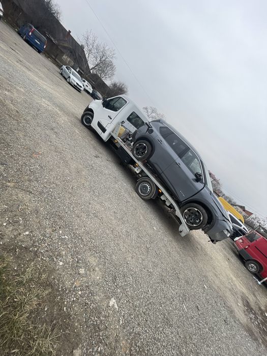 Послуги Евакуатора Автовоза Лавета Евакуатор Автовоз Mercedes-Benz