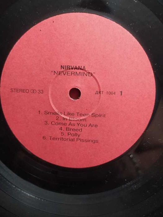 Пластинка группы Nirvana" Nevermind" перепечатка 90-х.