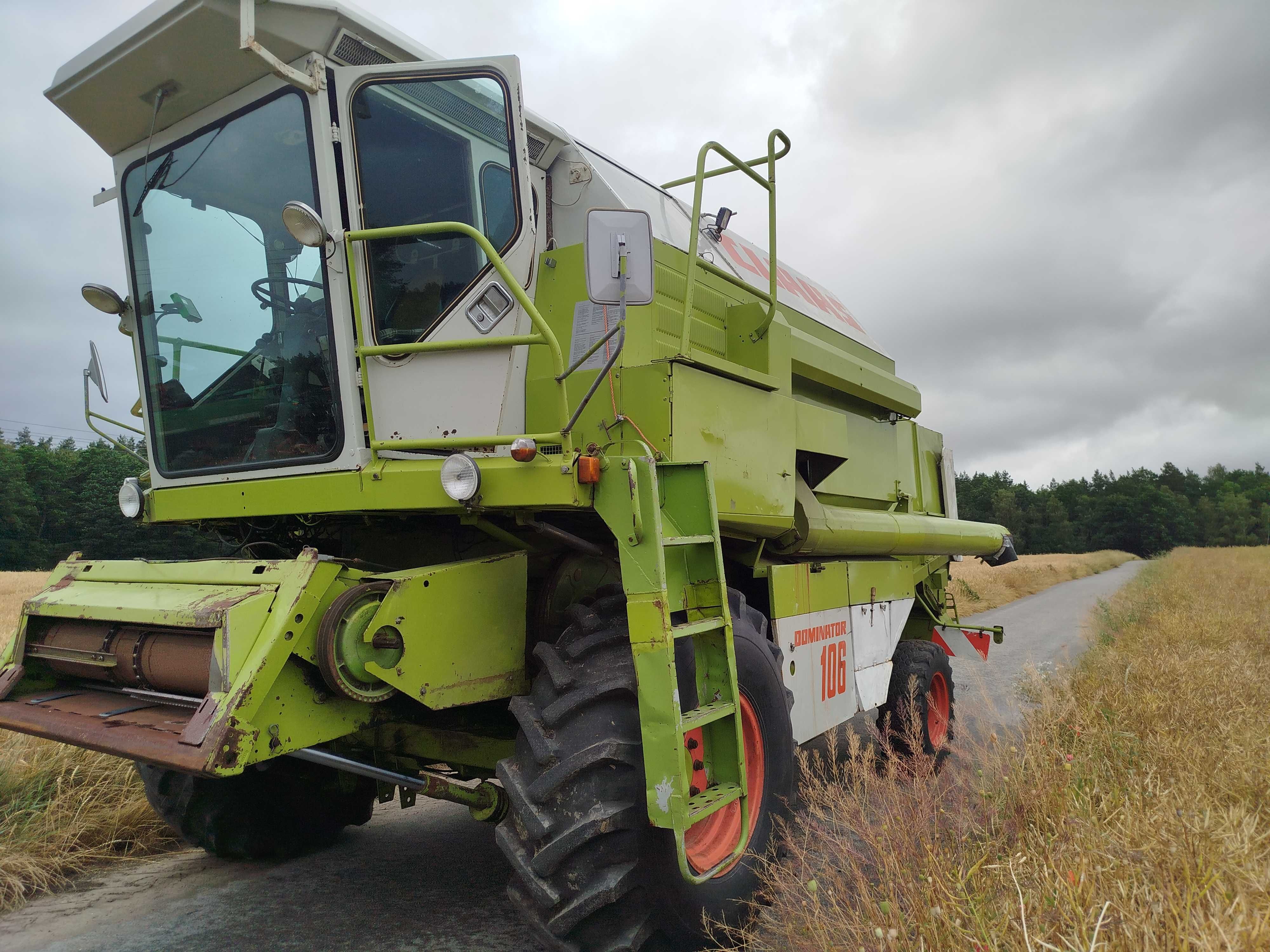 Claas Dominator 106