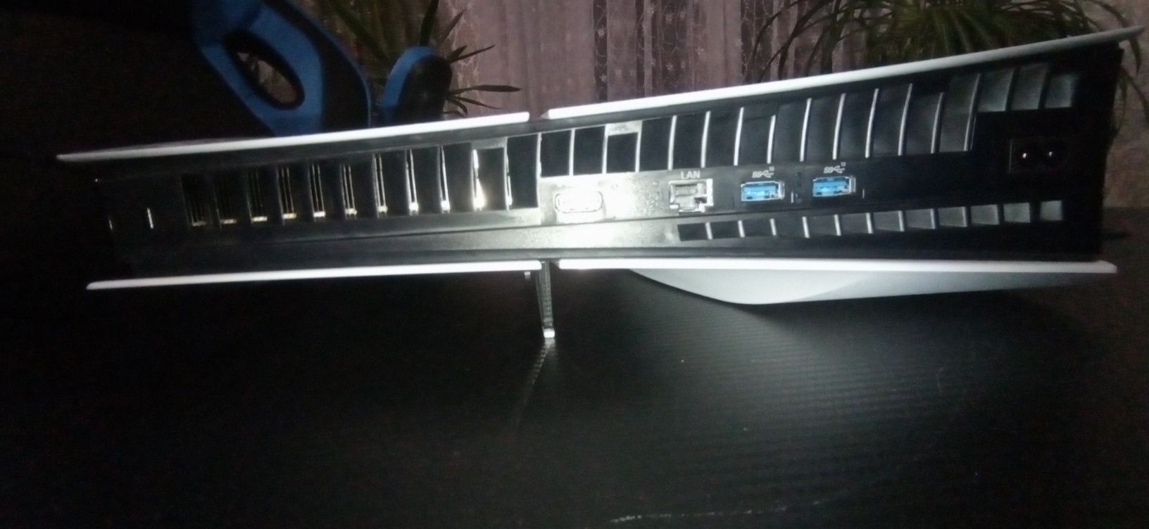Продаю PC 5 на 1TB/TO 4K 120 HDR . В подарунок диск GTA 5.