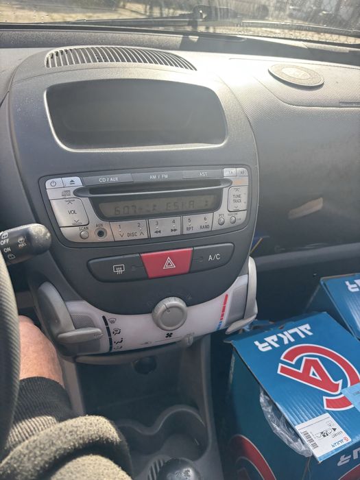 Sprzedam toyote Aygo1,0