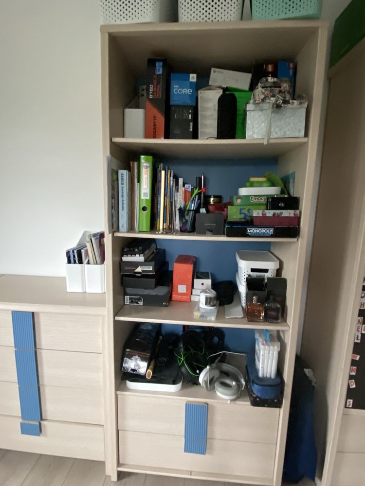 Zestaw mebli do pokoju