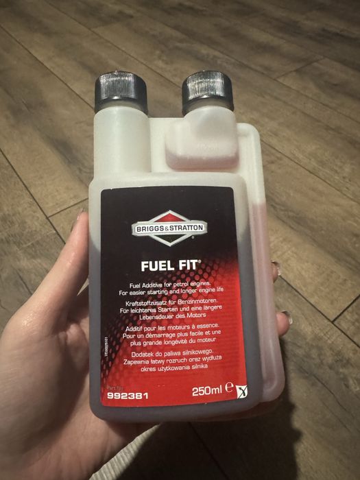 Dodatek do paliwa briggs&stratton nowy