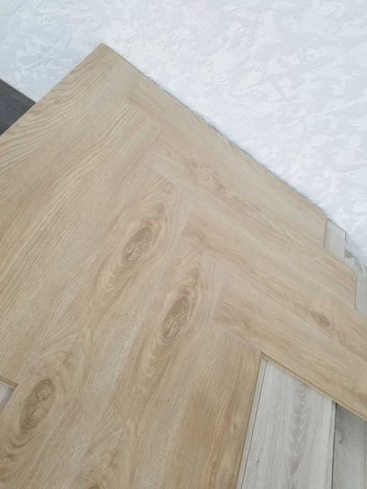 Ламінат 10мм 33kl фаска 4V Germany