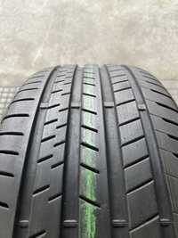 Pneus semi-novos 245/40R21