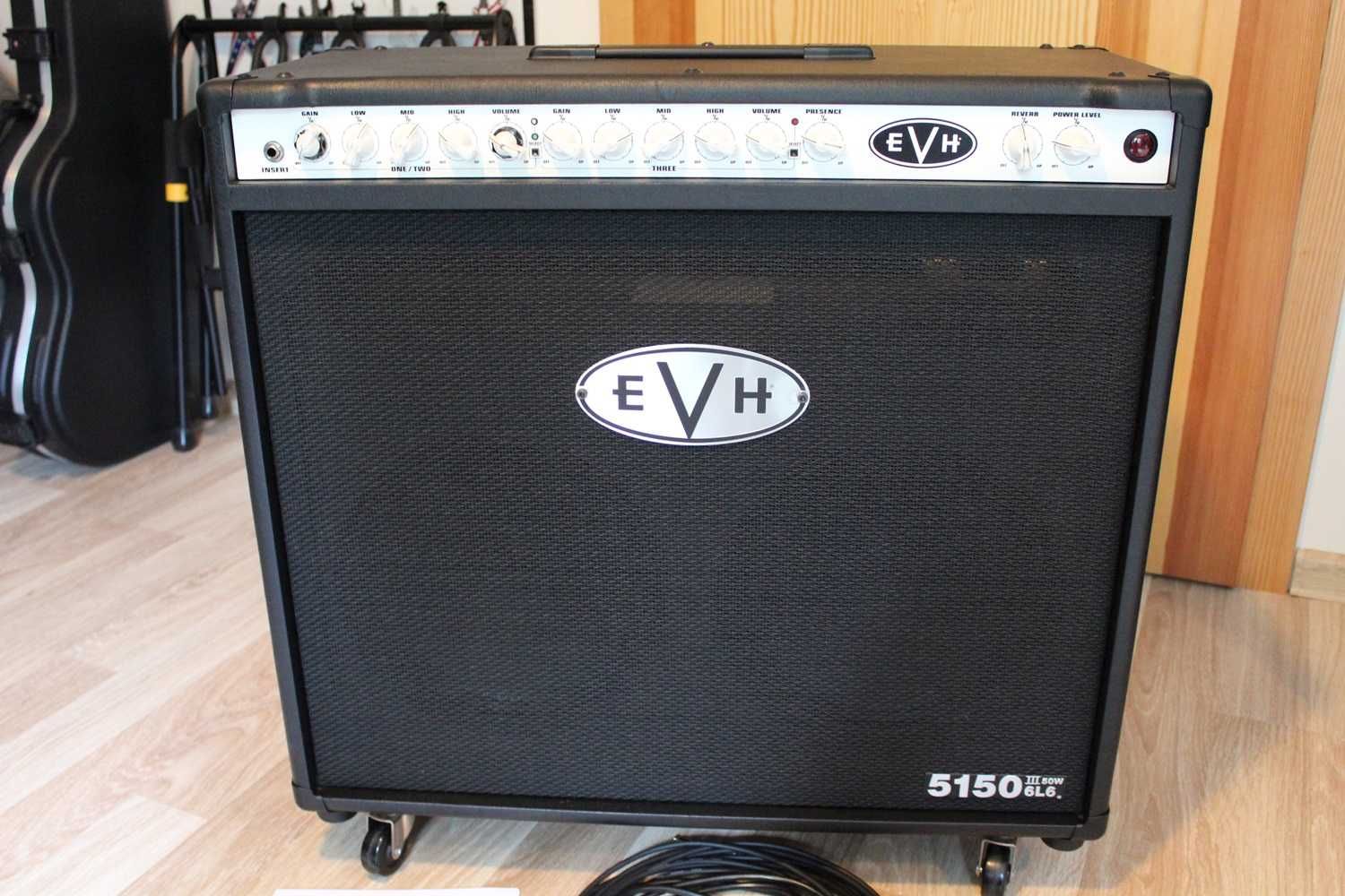 Praktycznie nowy wzmacniacz EVH 5150 III 50 Watt, 212. Pokrowiec.