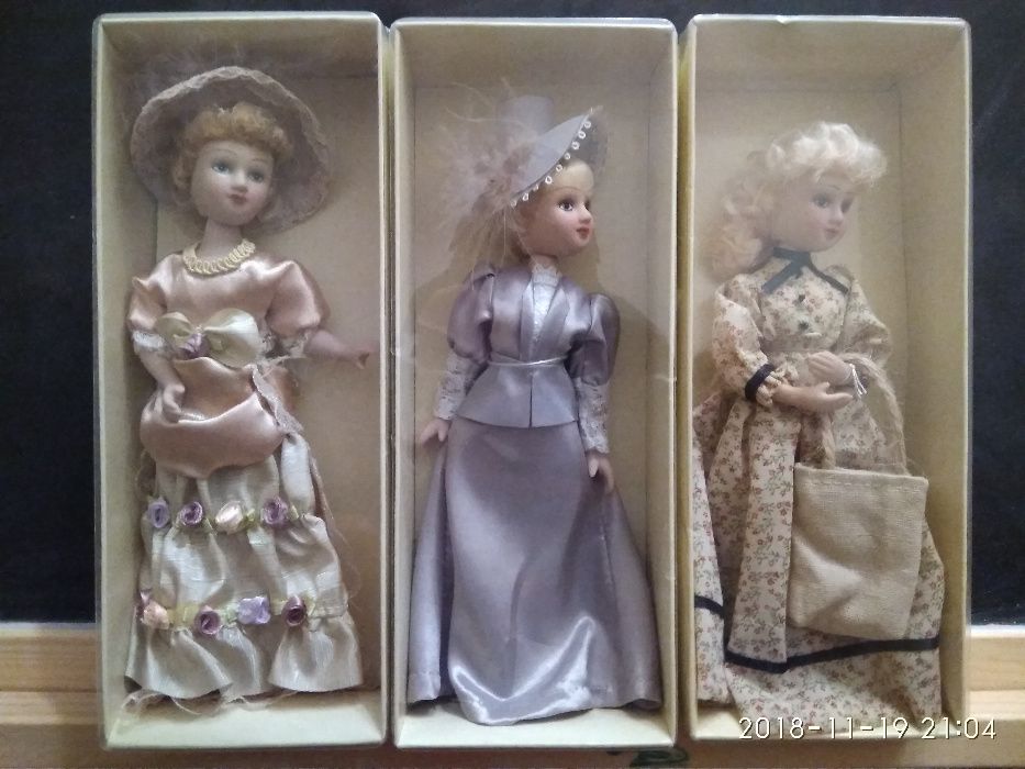 порцелянові ляльки колекційні