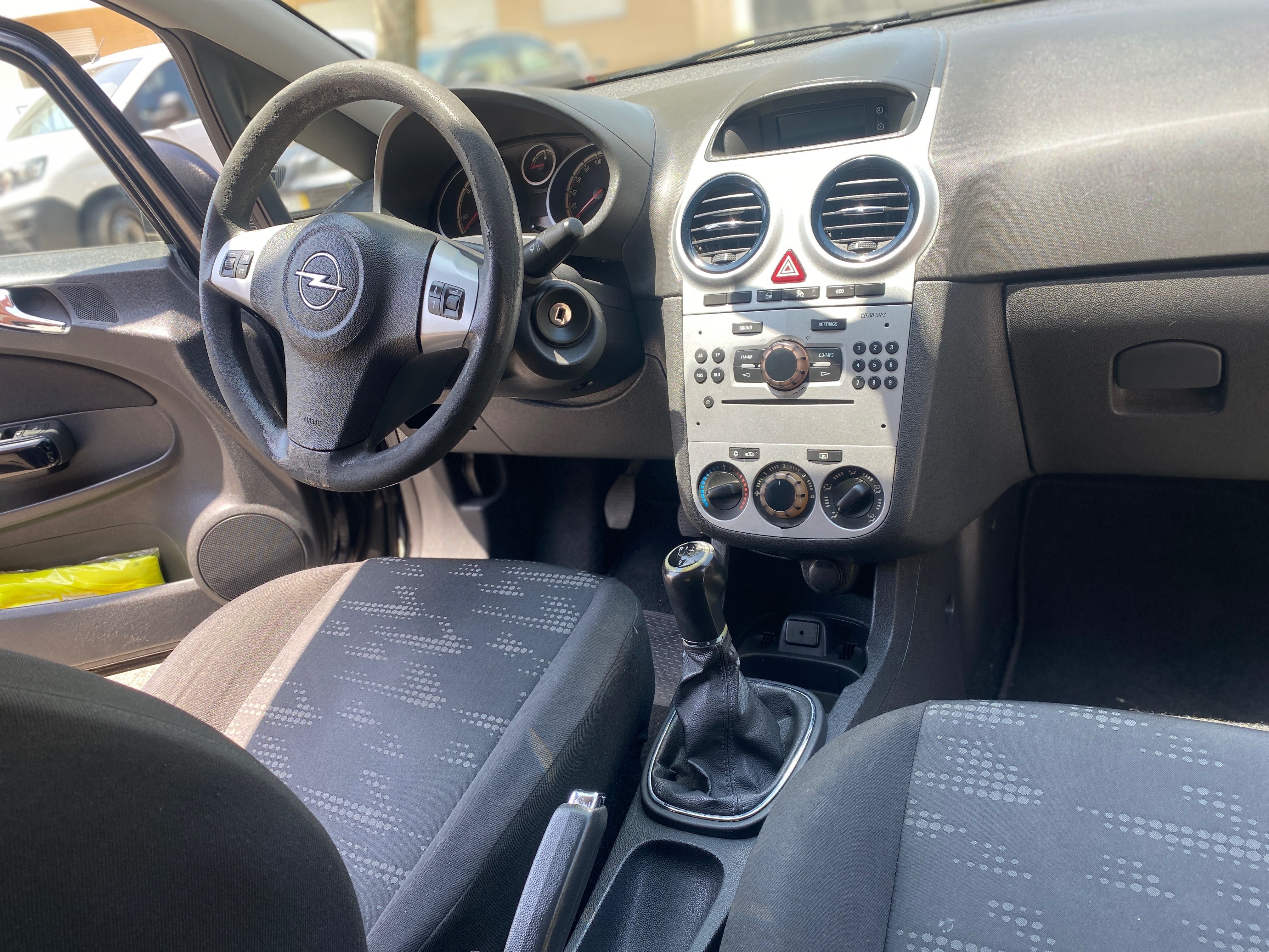 Carro Opel Corsa