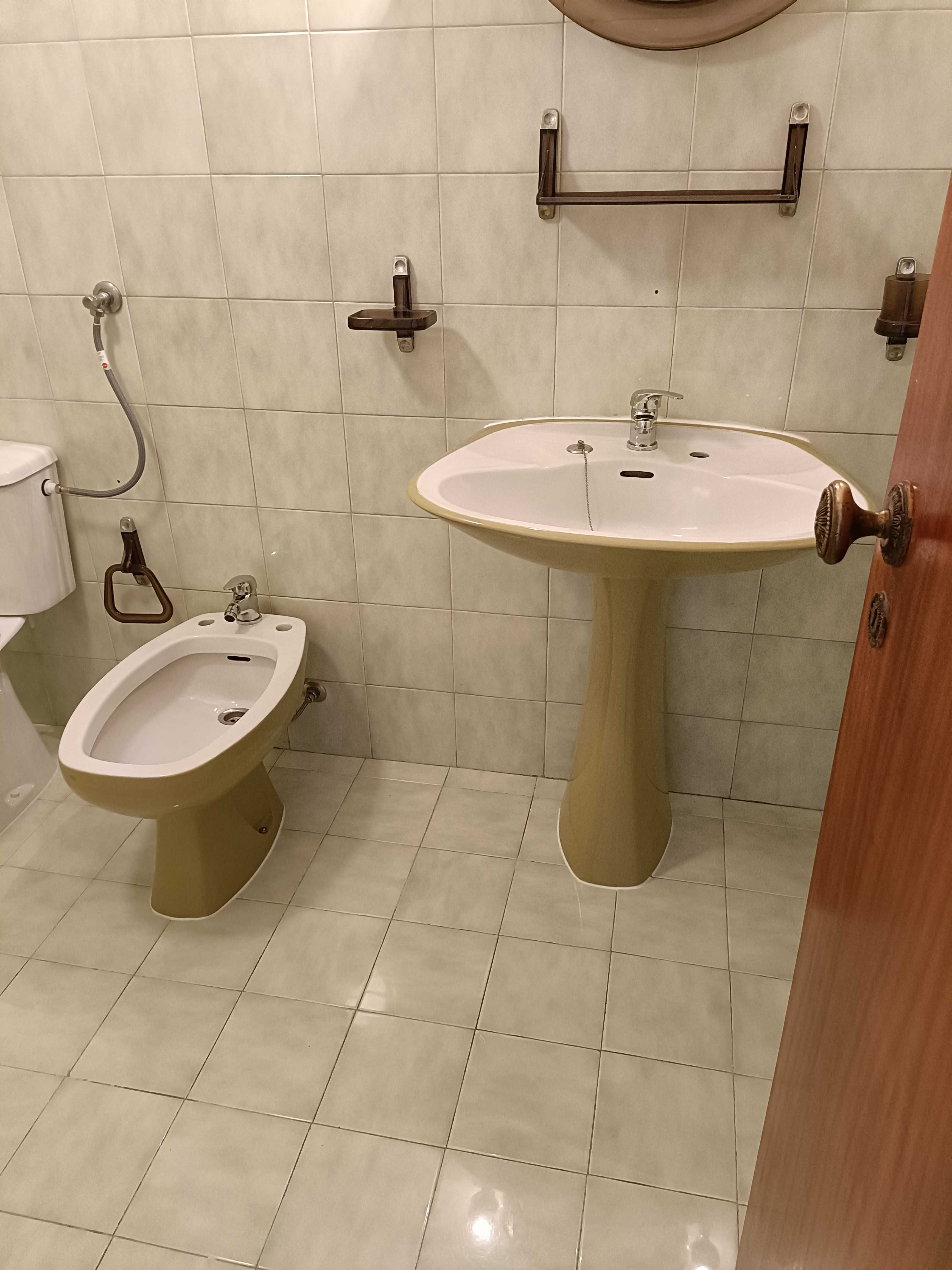 Apartamento T1  com garagem - São Martinho do Bispo, Coimbra