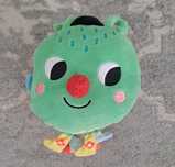 Peluche bebé para cama de grades