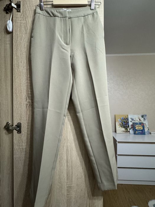 Штани Sinsey 32 розмір нові