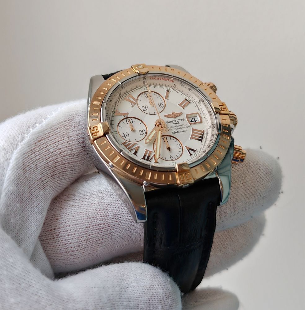 Breitling Chronomat Evolution 44mm Rose gold C13356