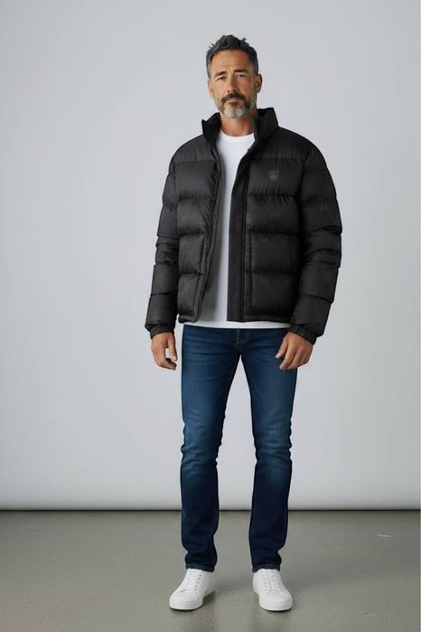 Теплі куртки Армані,Hugo Boss
