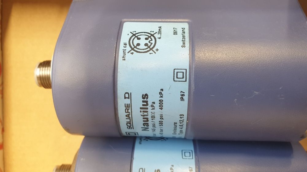 Czujnik ciśnienia XML-F010D2015  10 bar, G1/4, 24 V, 4..20mA  Nautilus