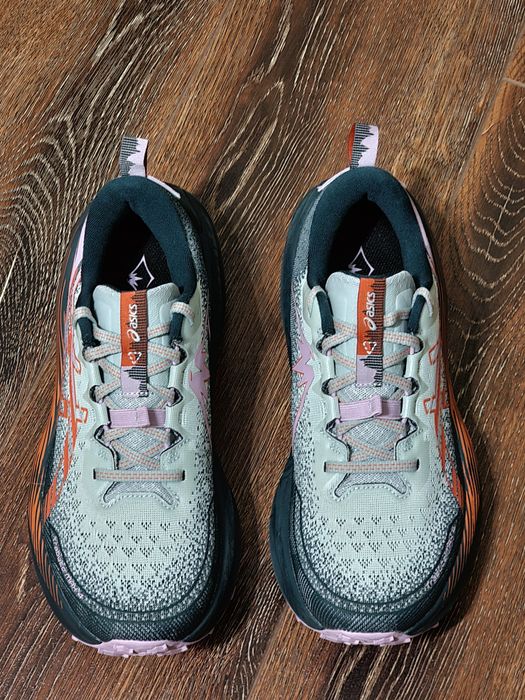 Оригінал 100% жіночі кросівки Asics Trabuco Max 4  EUR 42