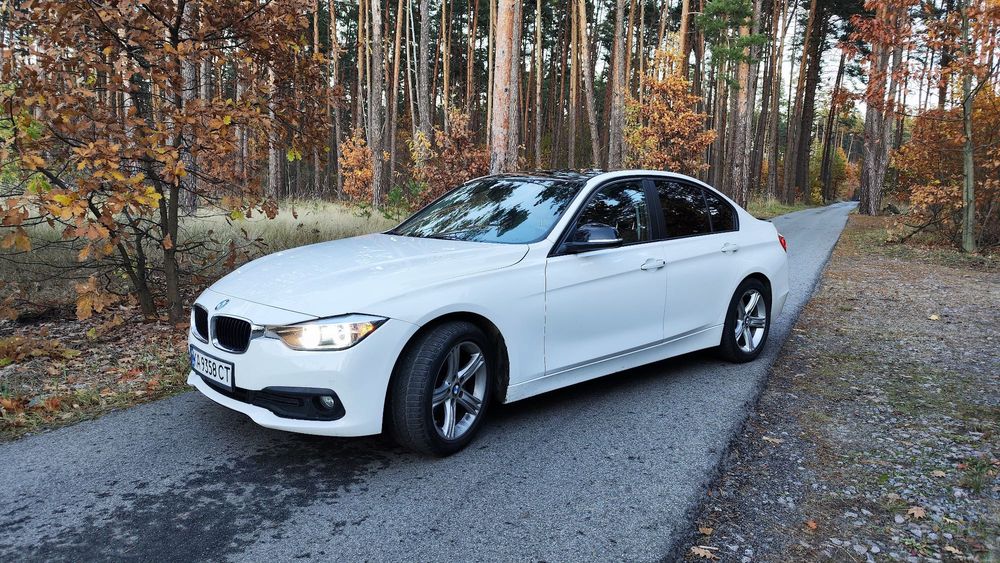 Продам BMW 320i f30