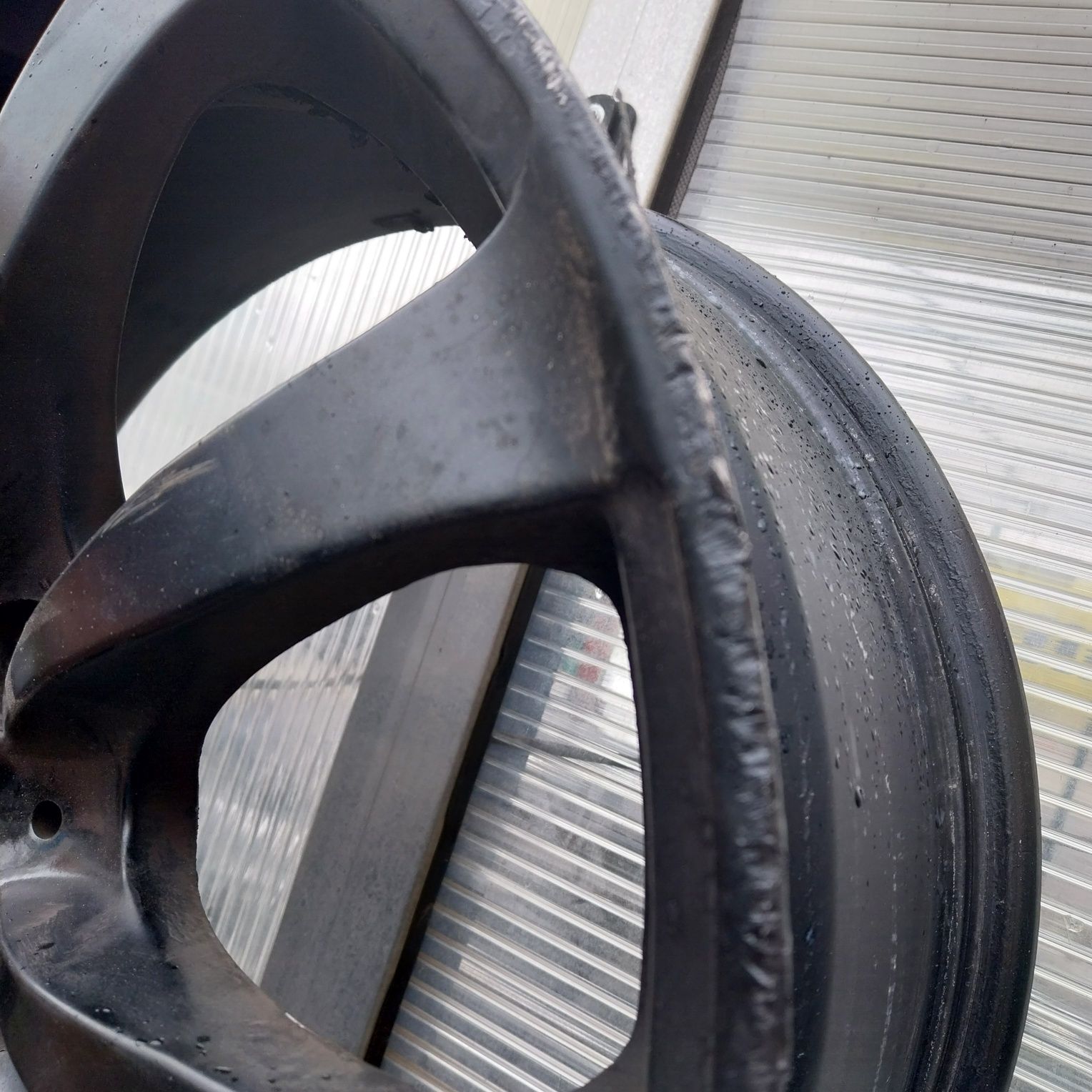 Felgi Aluminiowe R18 5x120 8J ET 45