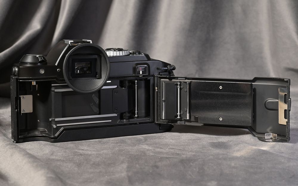 KONICA Plus lampa, pasek i baterie SUPER OBIEKTYW 2.5-3.5!