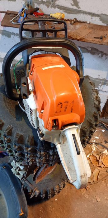 Piła spalinowa  Stihl 271c uszkodzona