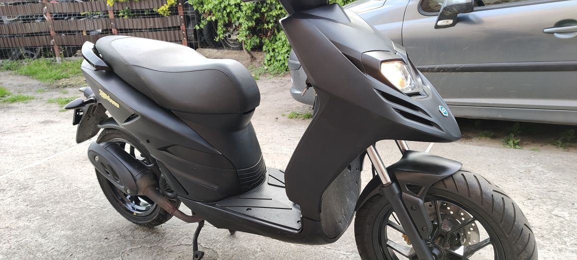 Piaggio typhon 50