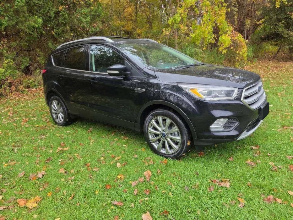 Ford Escape Titanium      2018