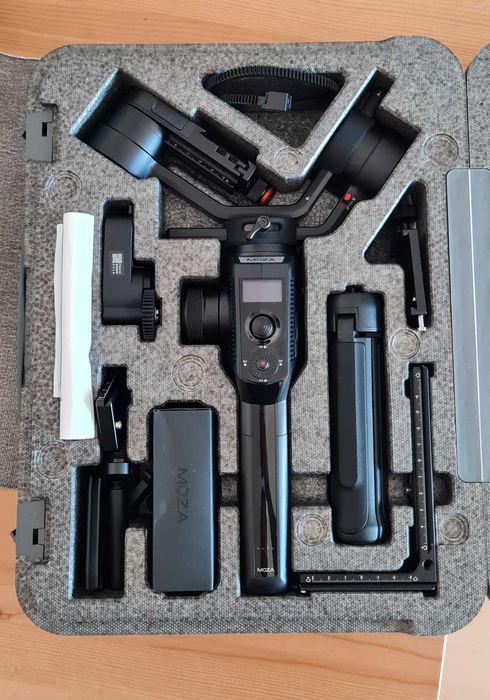 Gimbal MOZA Aircross 2 gimbal com focus