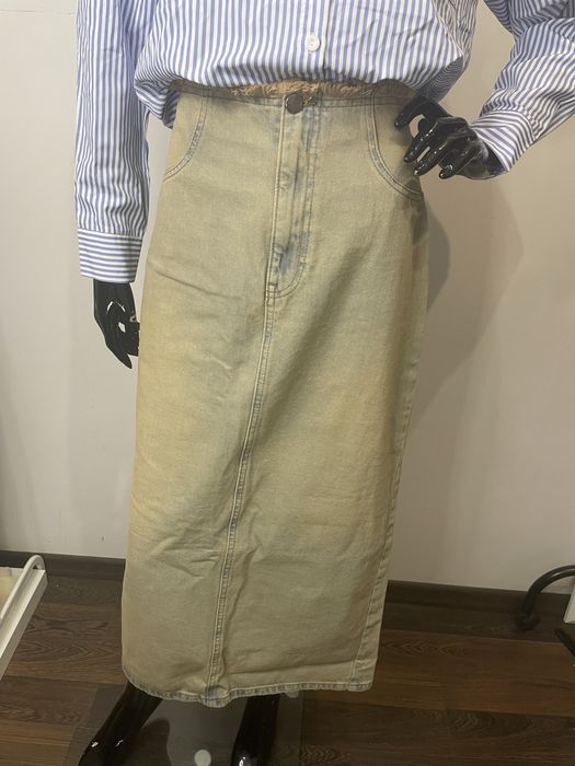 Długa spódnica jeansowa