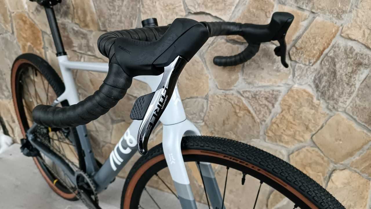 Новий карбоновий гревел ARC8 Eero Force ASX eTap Carbon Gravel Bike